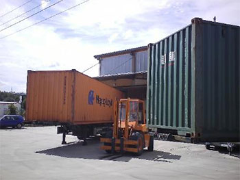 container 16